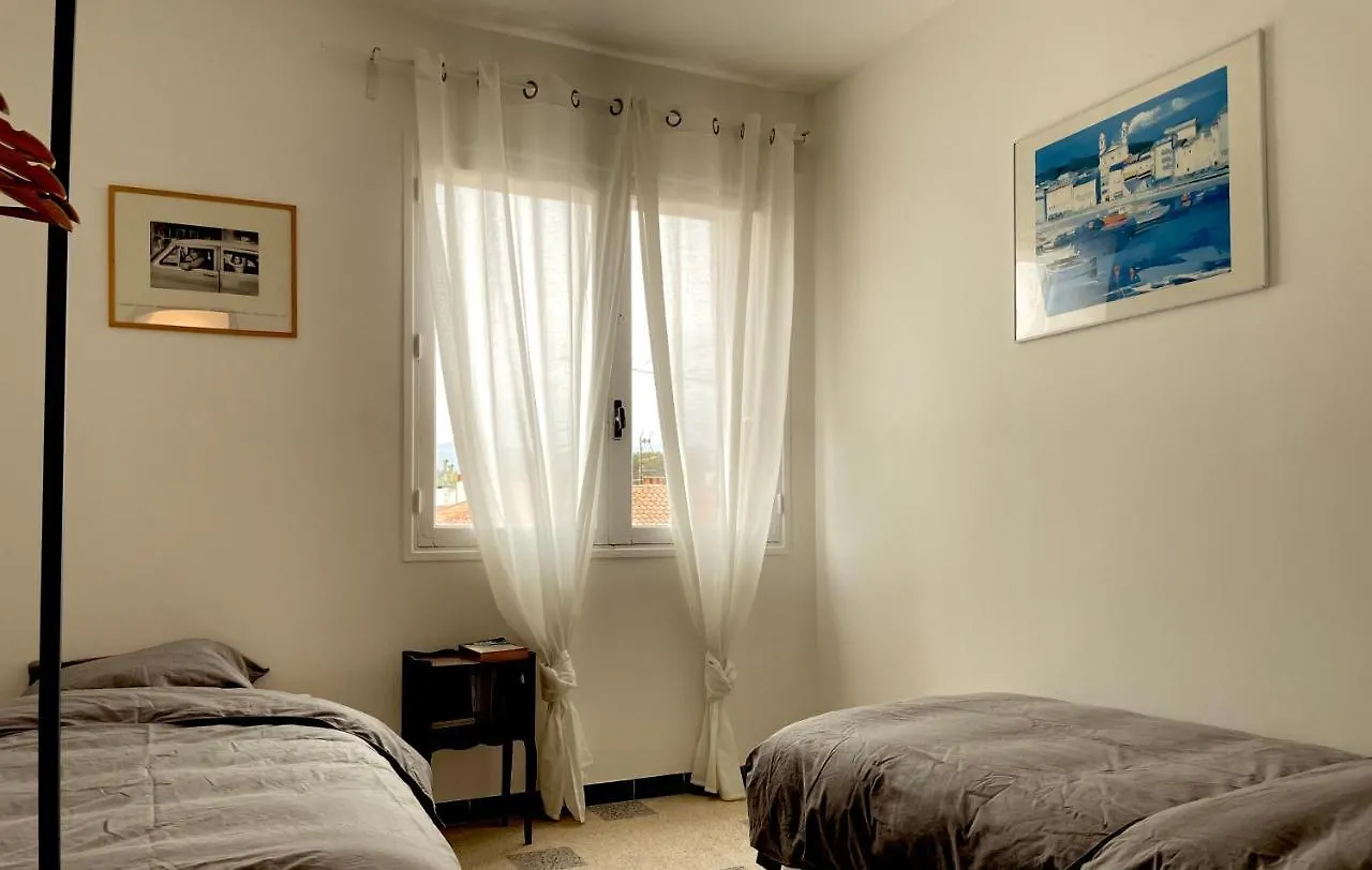 Hyper Centre Sanary 3 Chambres Parking Balcon Clim Wifi Sanary-sur-Mer